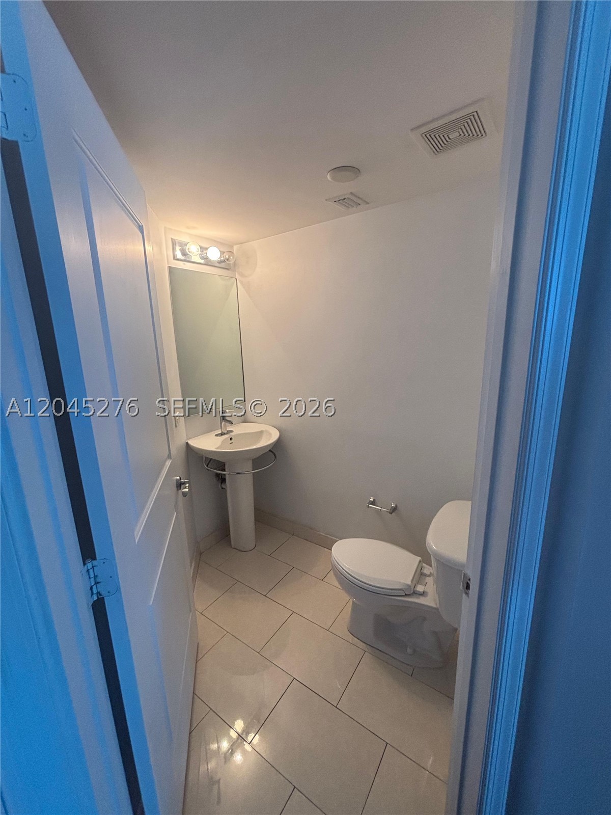 PLATINUM CONDO - Residential