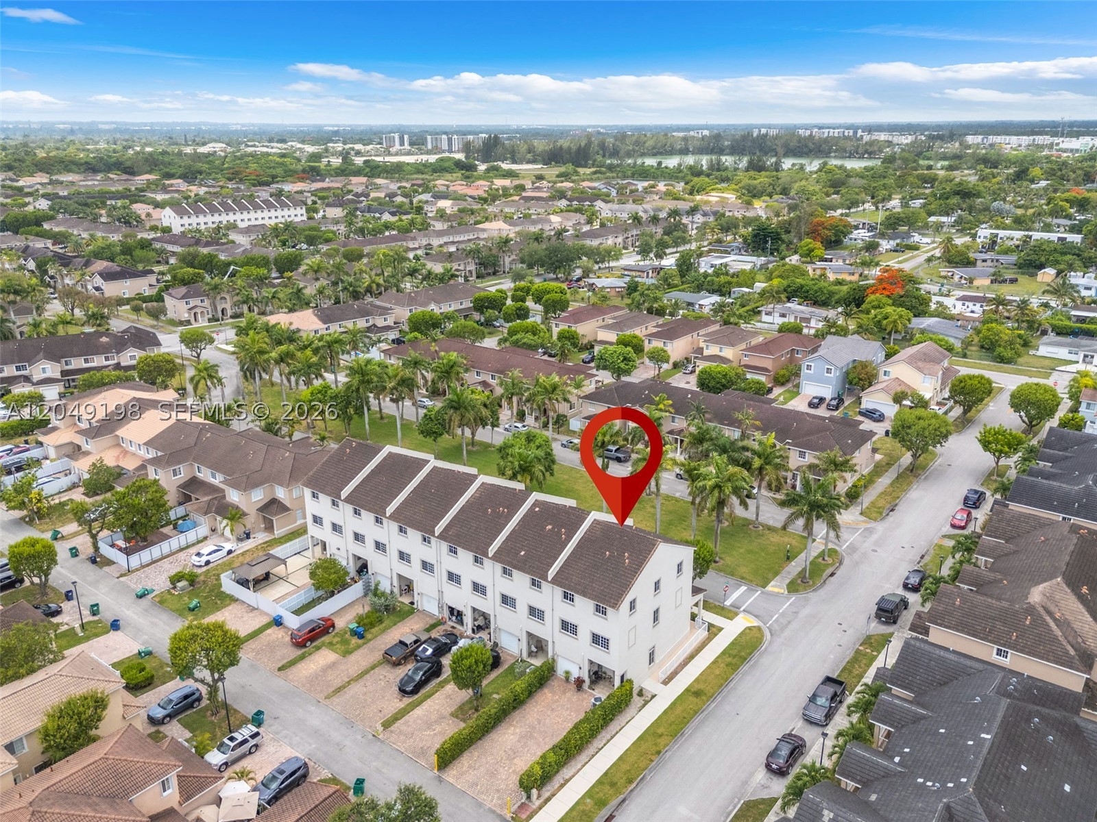 MANDARIN LAKES - Residential Lease