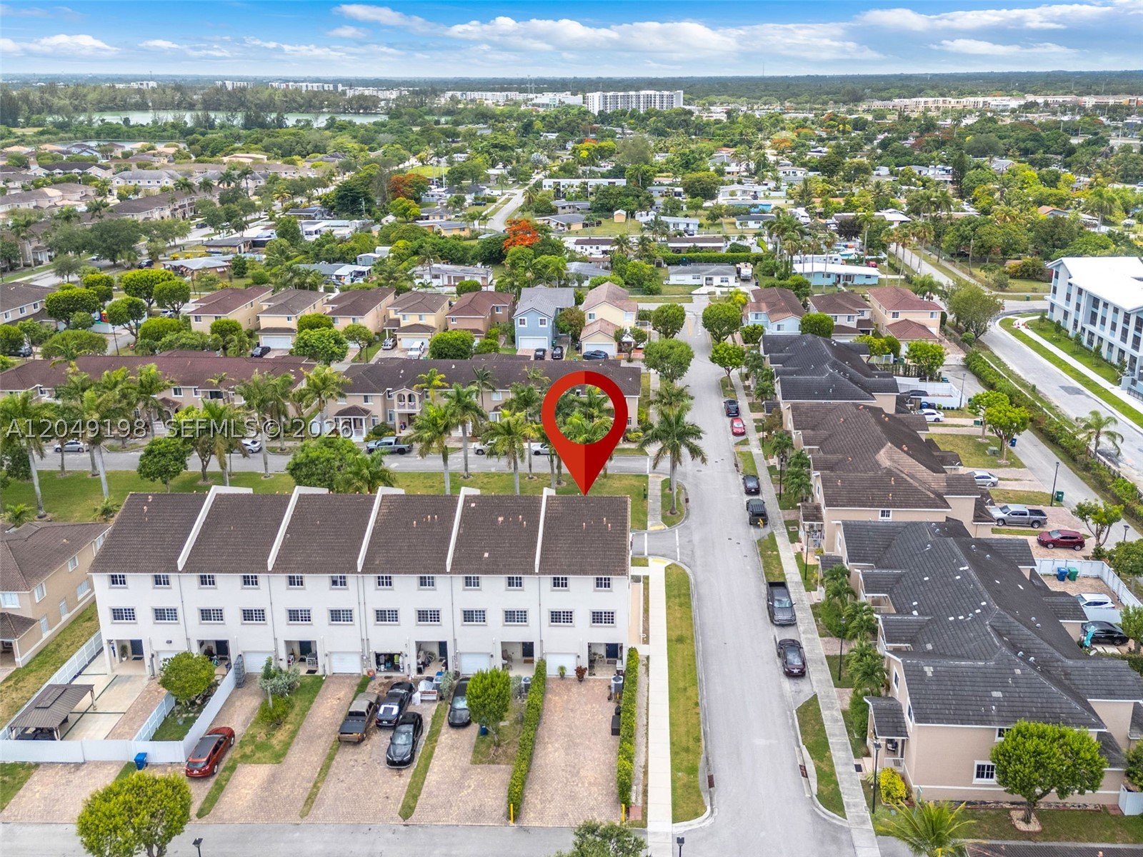MANDARIN LAKES - Residential Lease