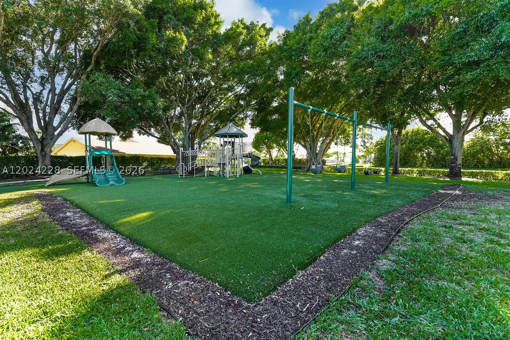 LANSDOWNE - Residential