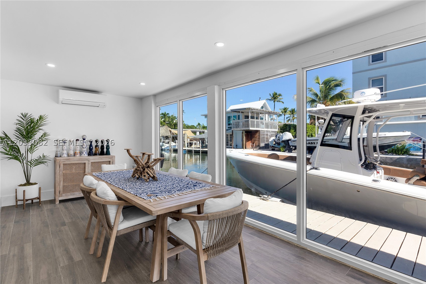 RAES CUDA CANAL SUBD - Residential