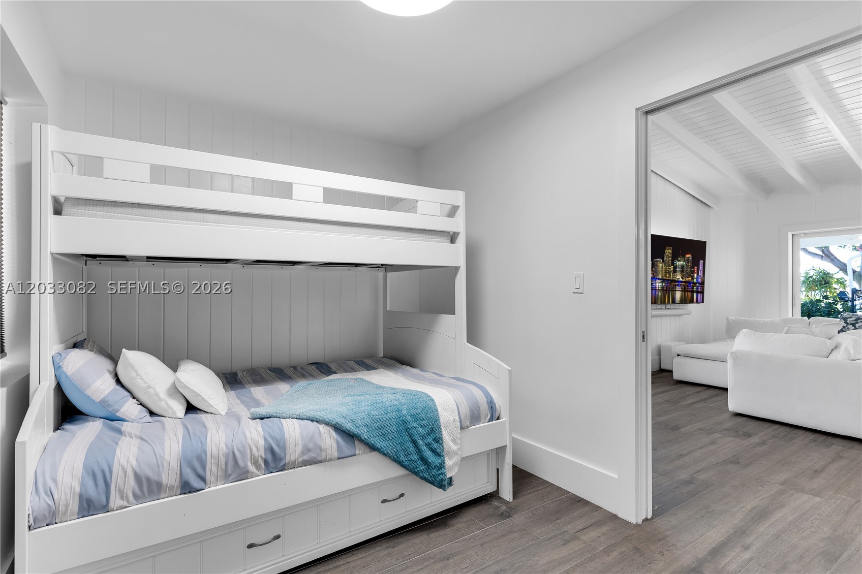RAES CUDA CANAL SUBD - Residential