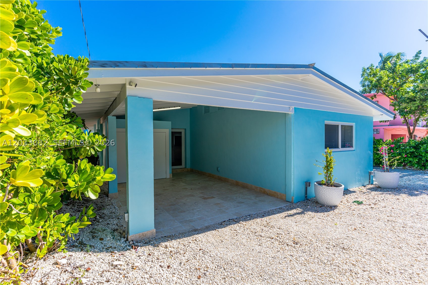RAES CUDA CANAL SUBD - Residential