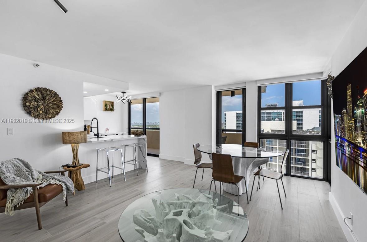 CLUB ATLANTIS CONDO - Residential