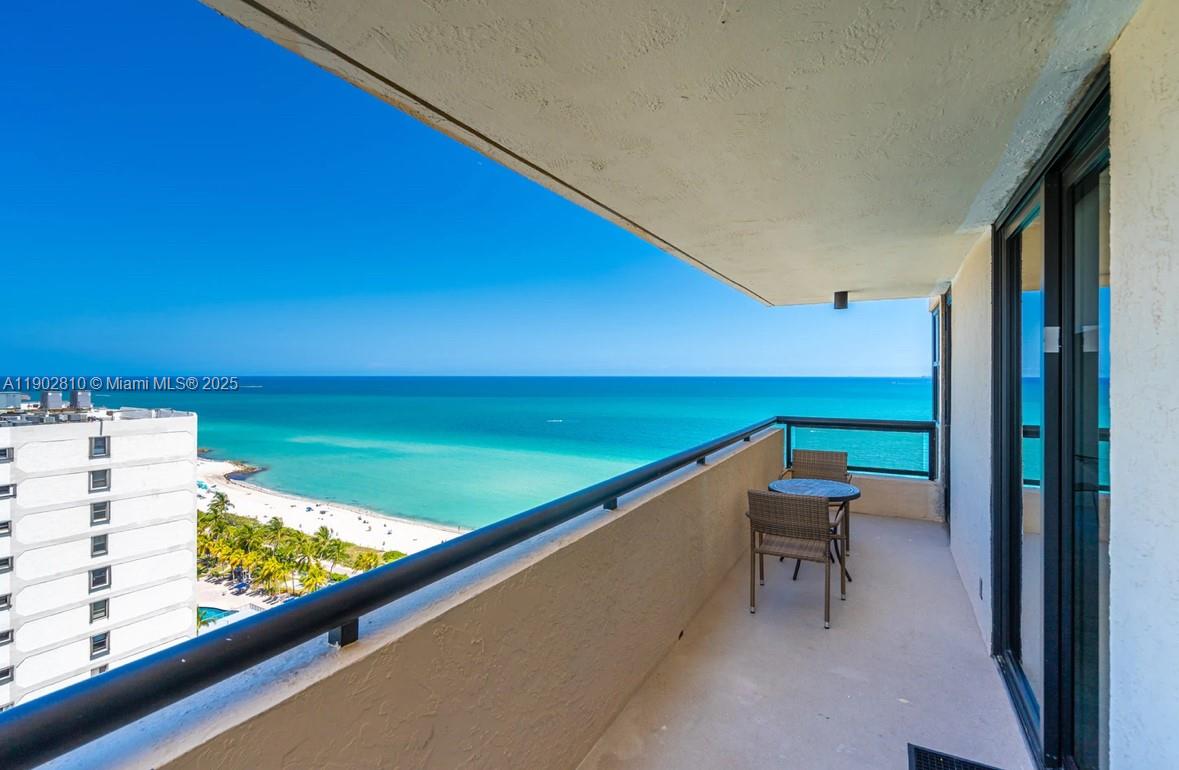 CLUB ATLANTIS CONDO - Residential
