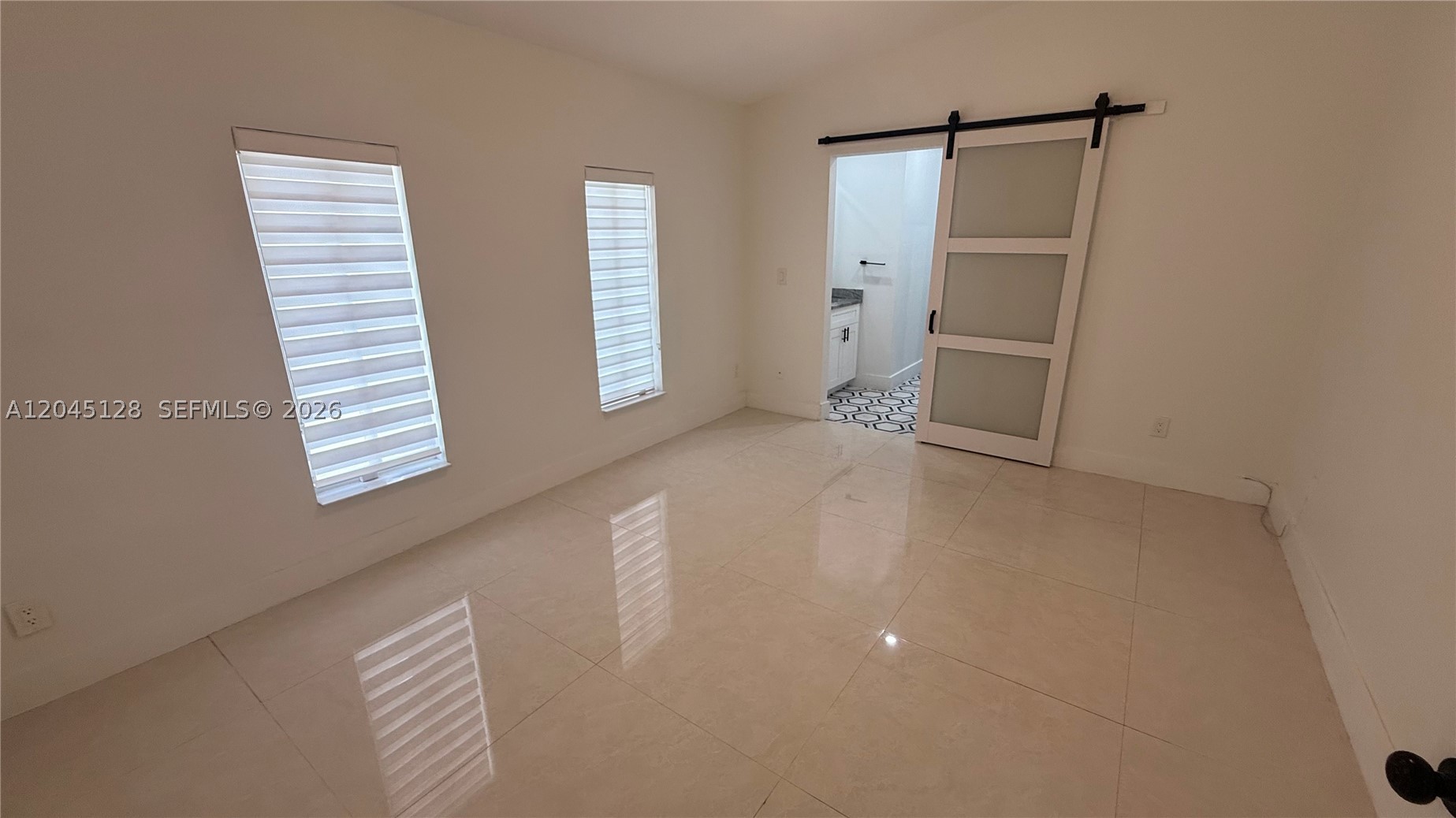 LE MIRAGE - Residential Lease