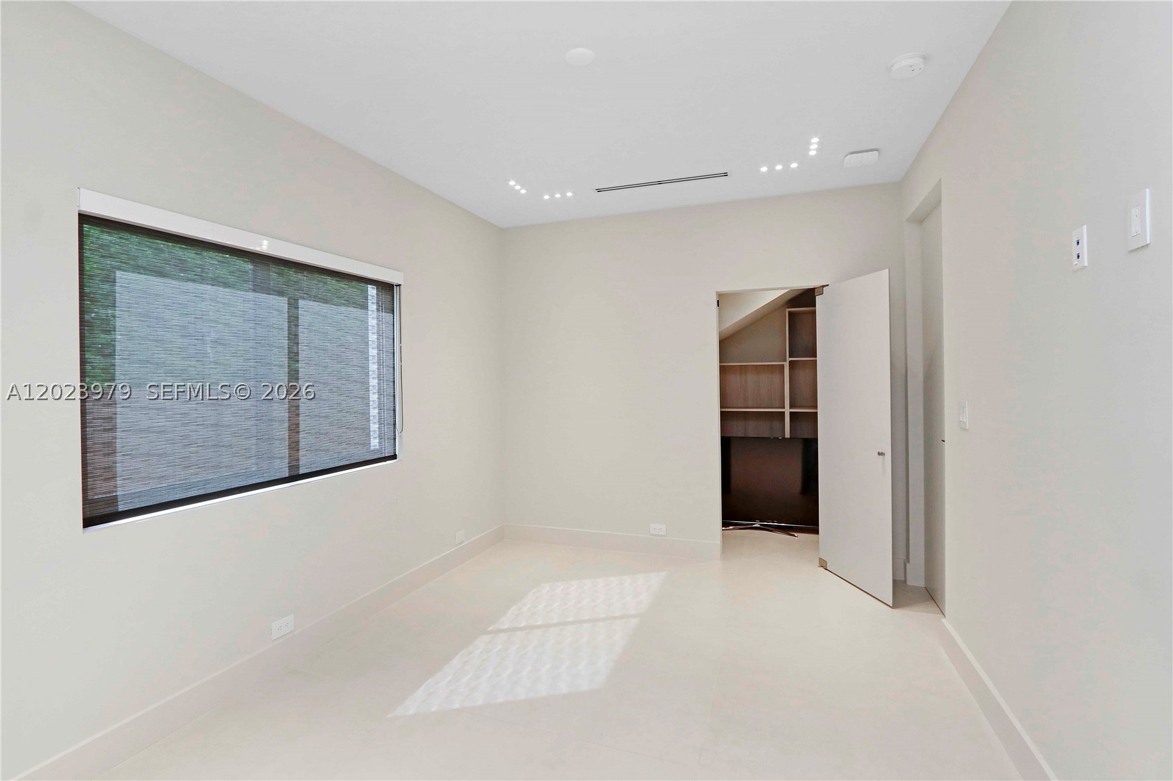 HOLLEMAN PARK - Residential
