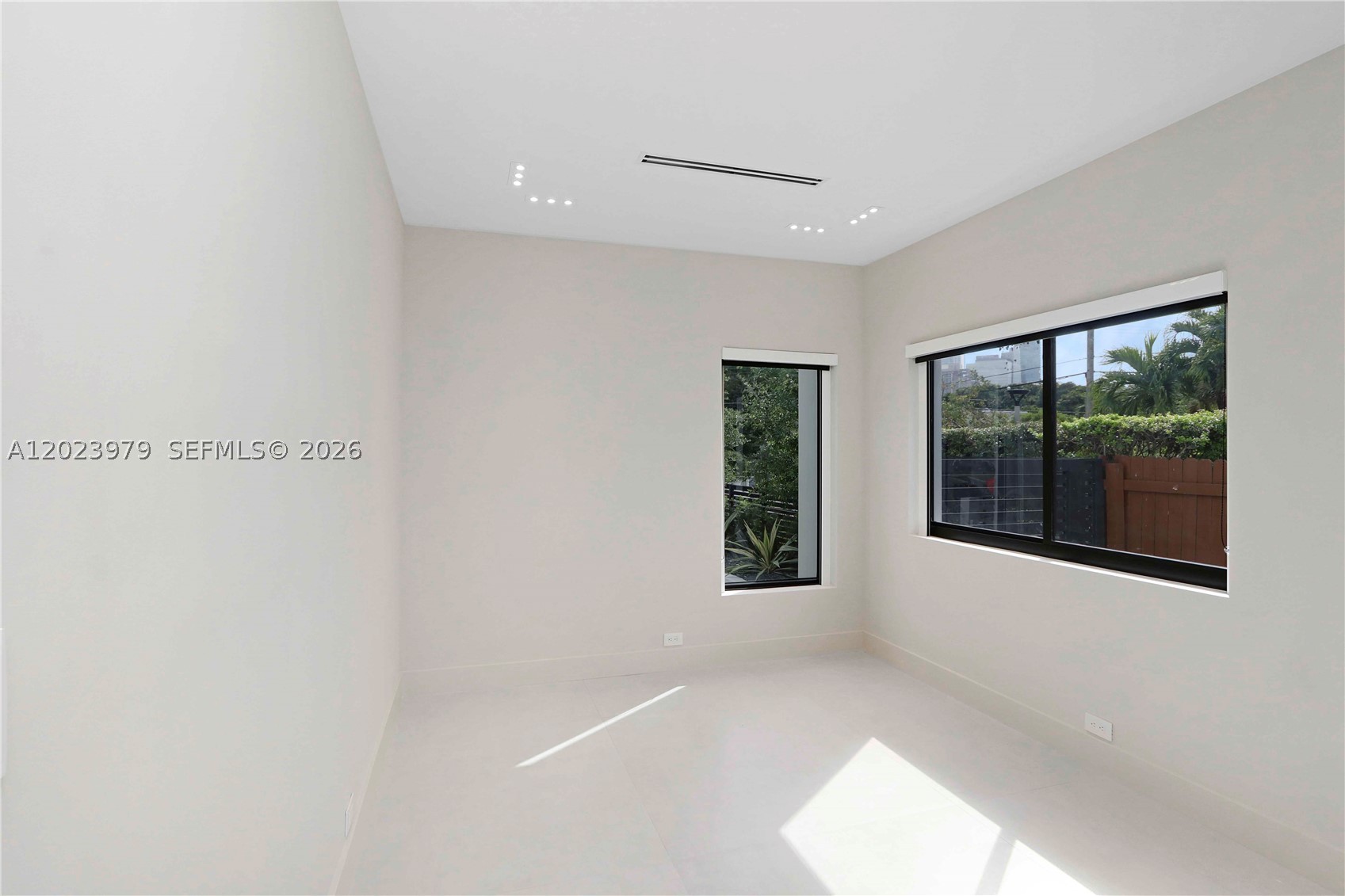 HOLLEMAN PARK - Residential