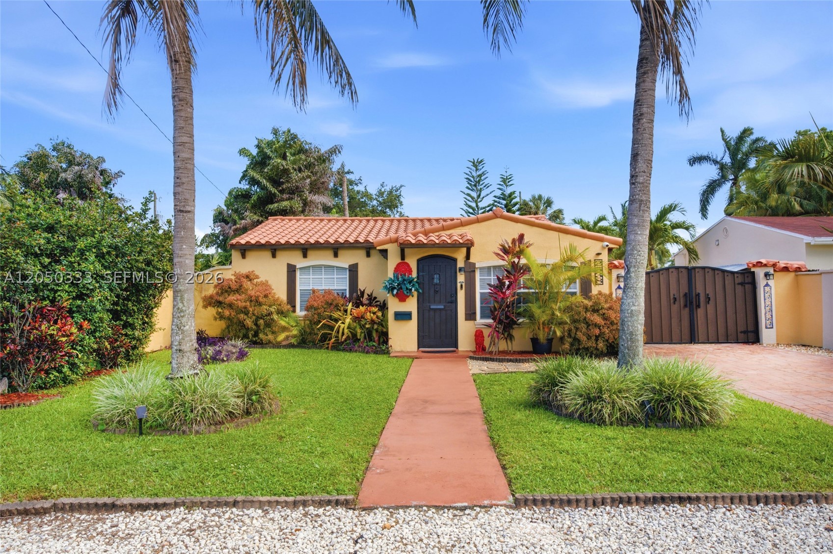 HOLLYWOOD PARK - Residential