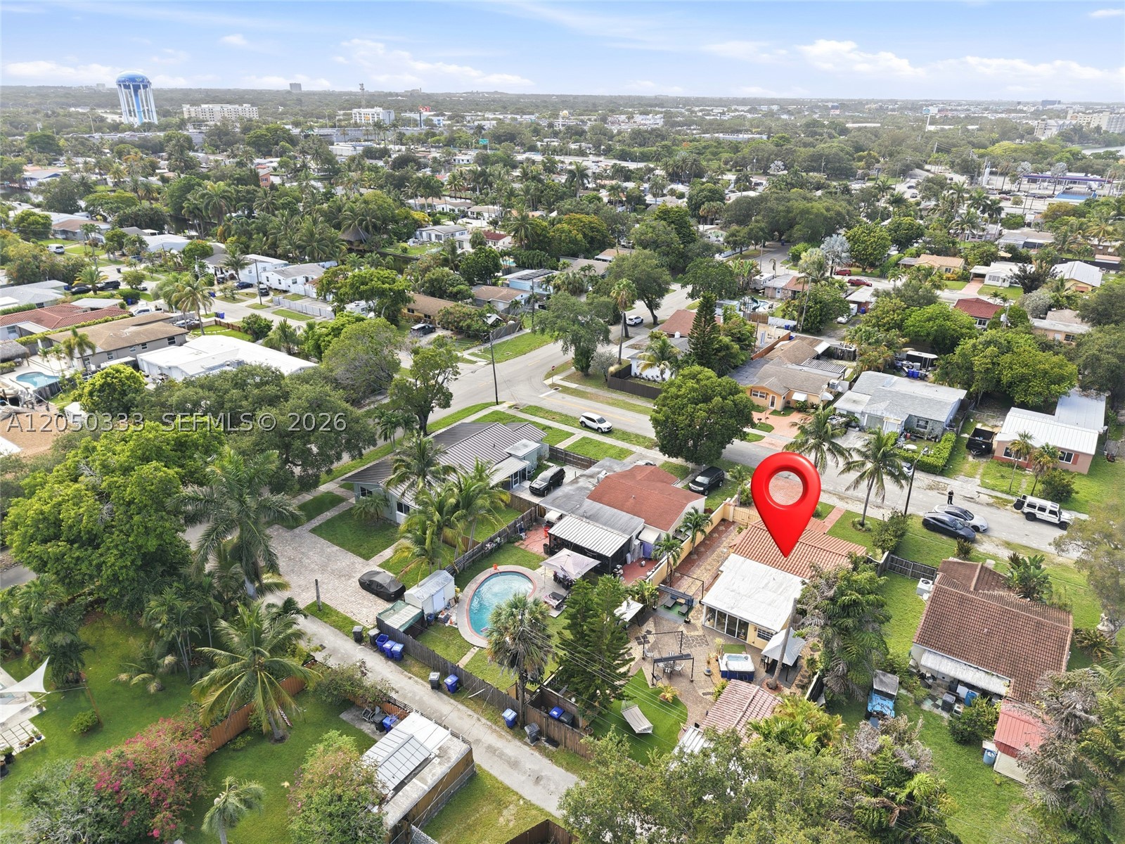 HOLLYWOOD PARK - Residential