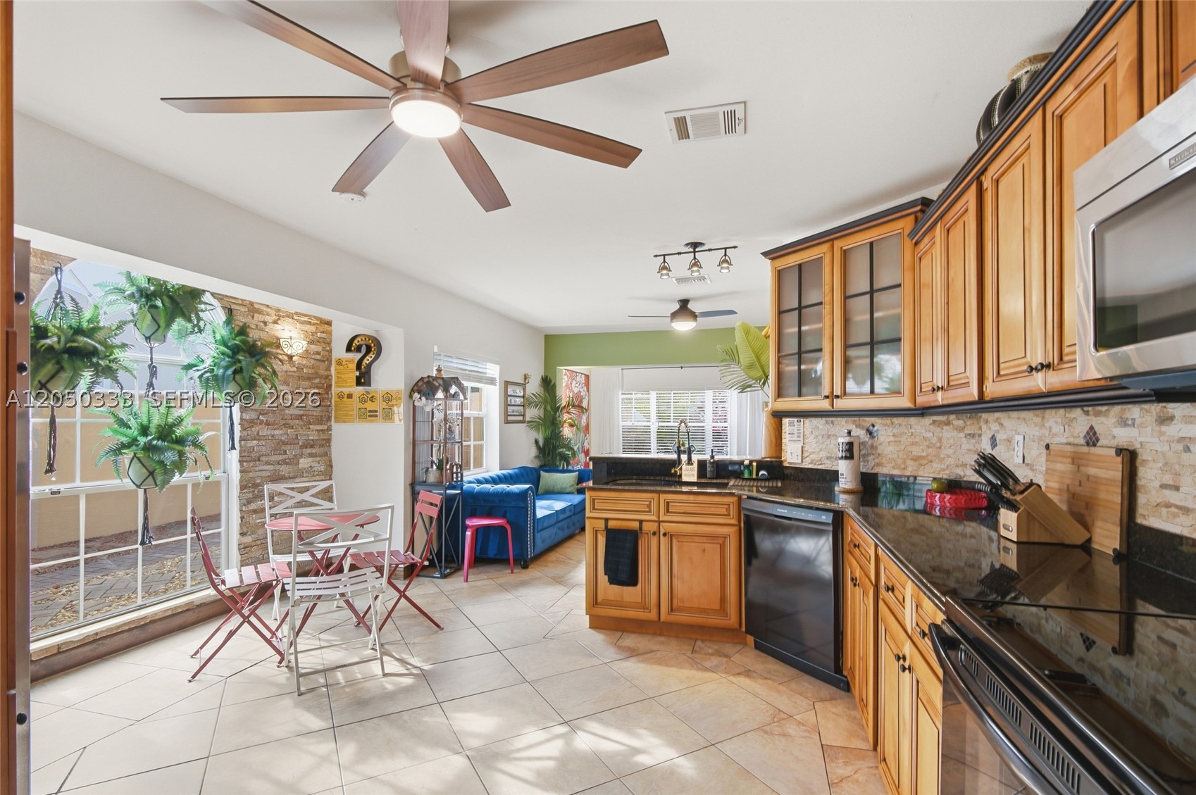 HOLLYWOOD PARK - Residential