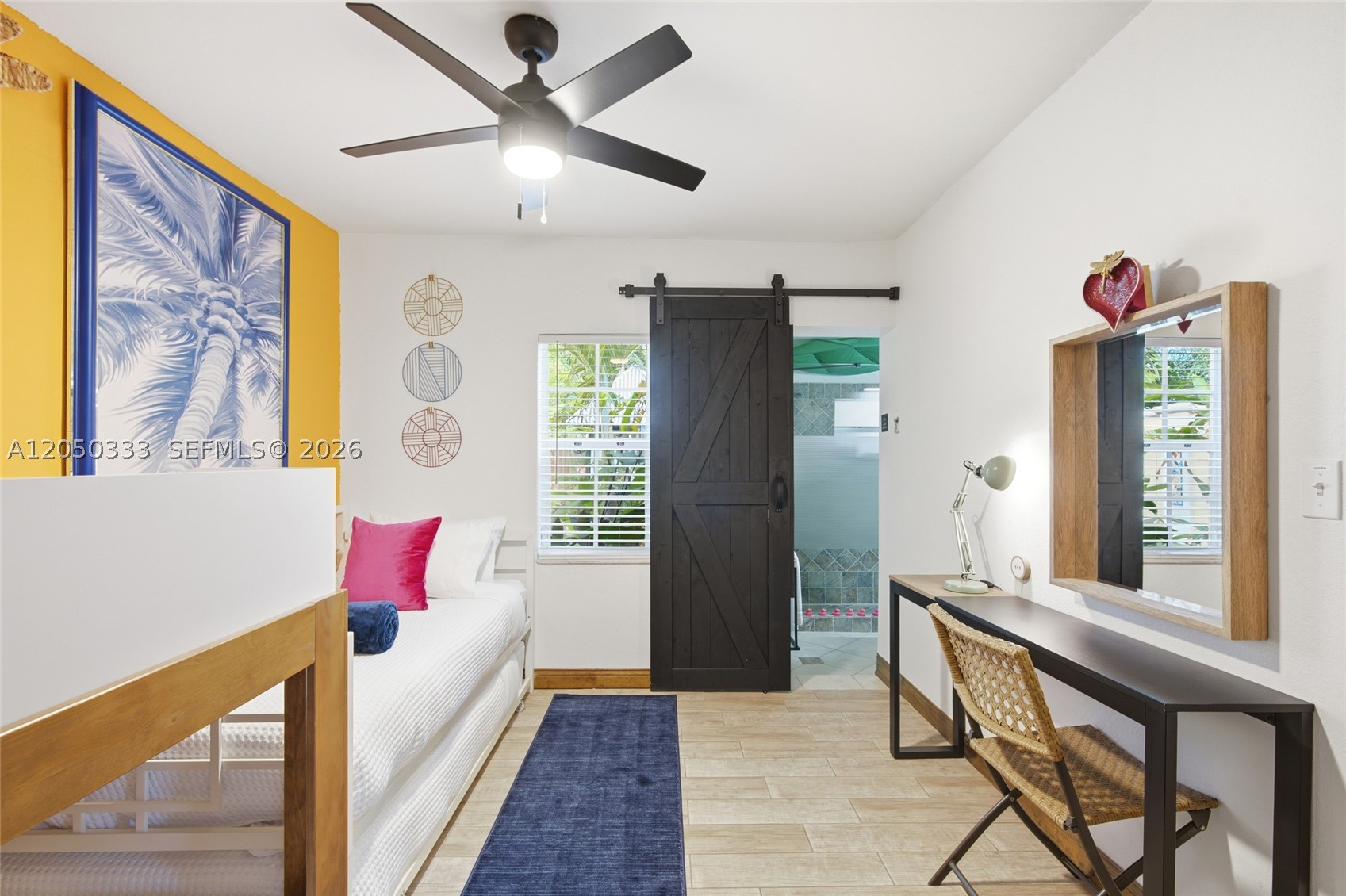 HOLLYWOOD PARK - Residential