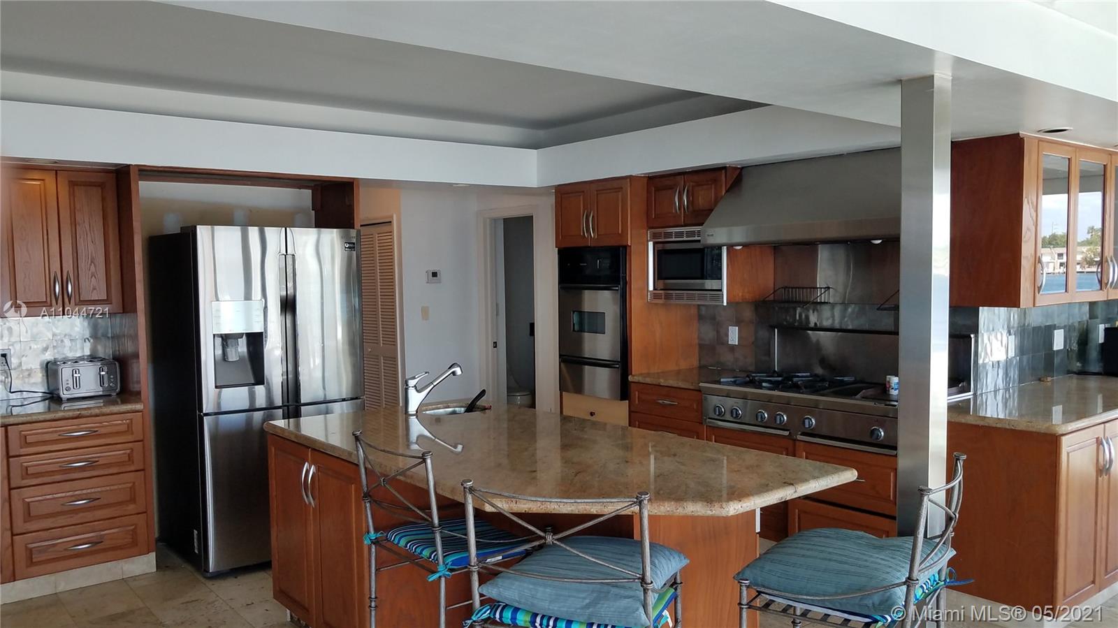 EASTERN SHORES - Residential