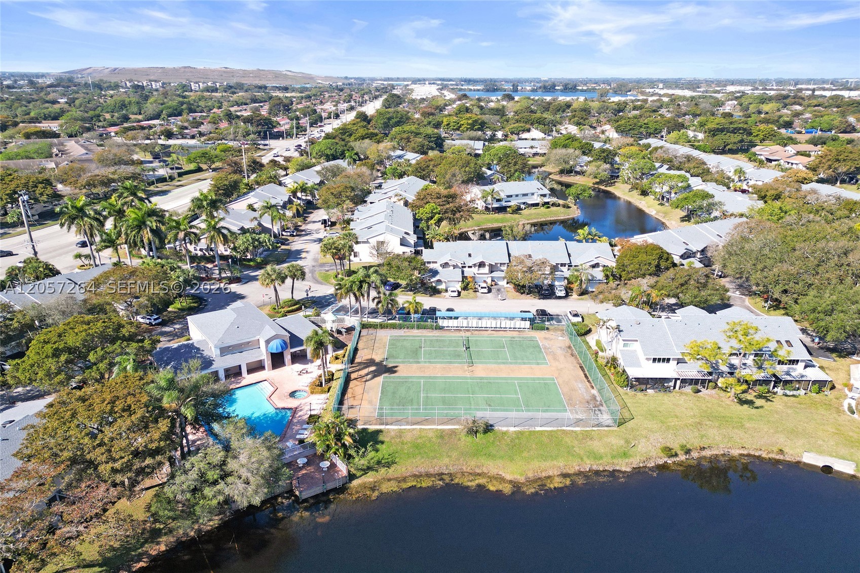 CORAL POINT NORTH - Residential