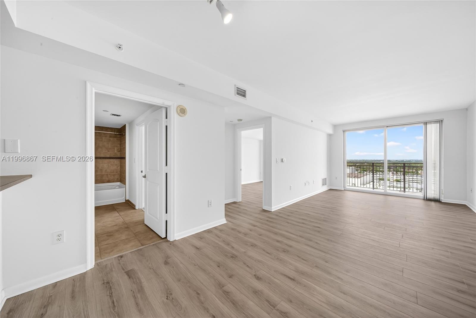 Turnkey, fully remodeled and freshly painted 1BD 1BA residence with large balcony with stunning views overlooking Dadeland Mall and the vibrant Downtown Dadeland district. Enjoy a bright, modern layout in one of the area’s most walkable locations, surrounded by top restaurants, shops, and entertainment just steps away. Toscano offers resort style amenities including a pool deck, fitness center, private event room, and concierge and security for added convenience and peace of mind.