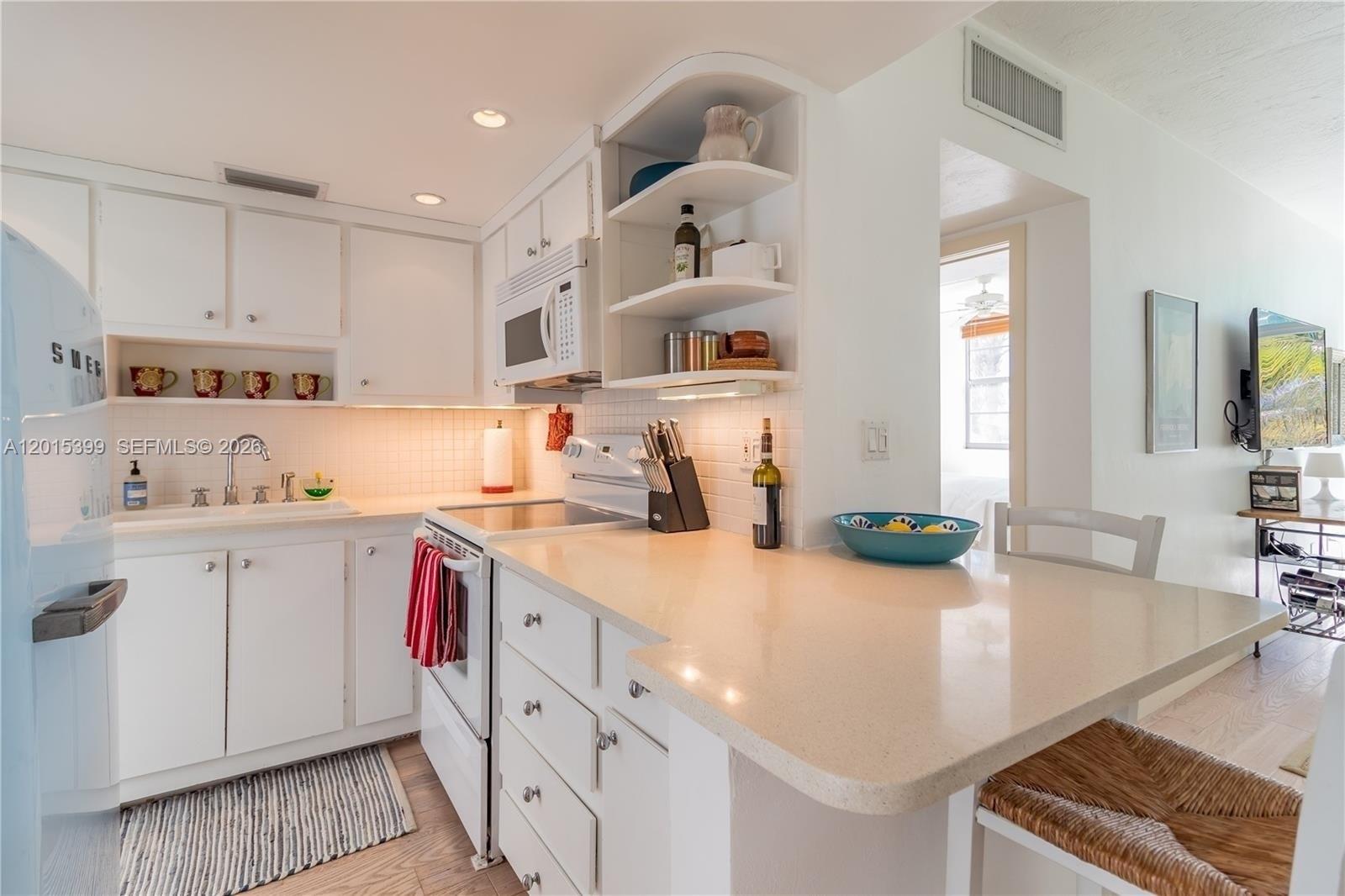 Ocean Park Condominium - Residential