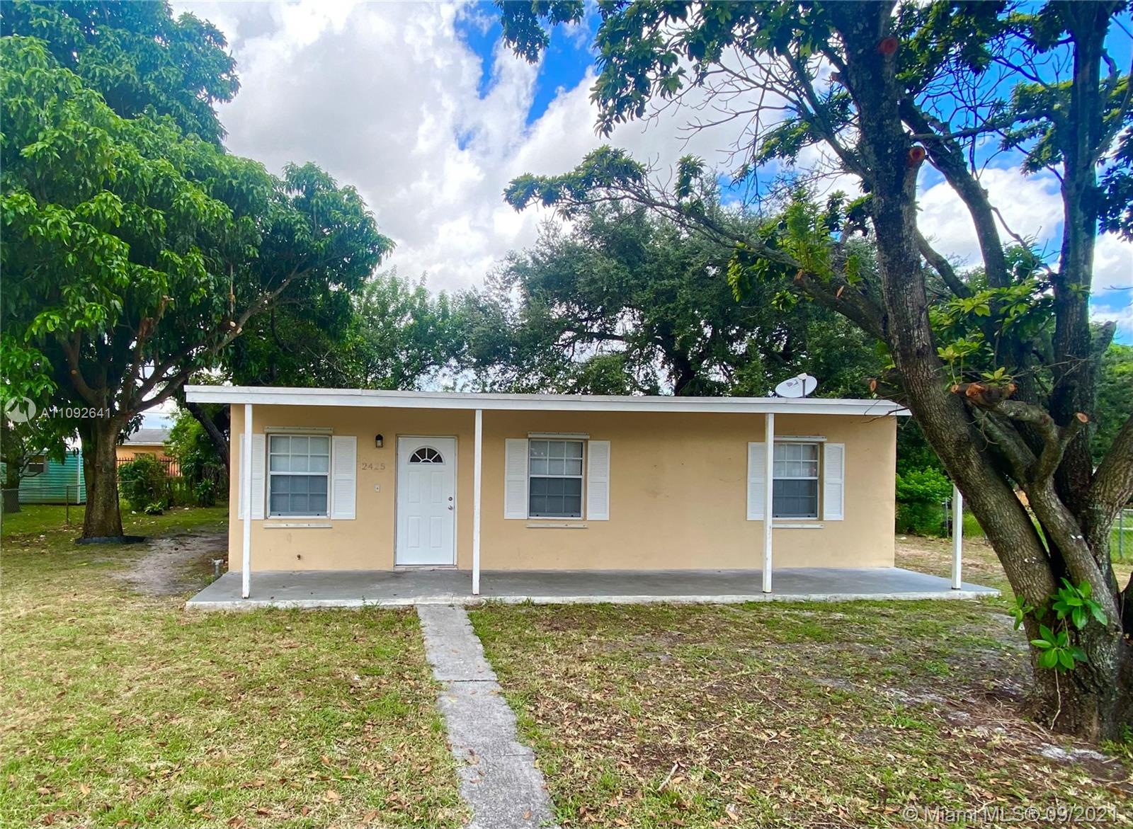 BUNCHE PARK - Residential