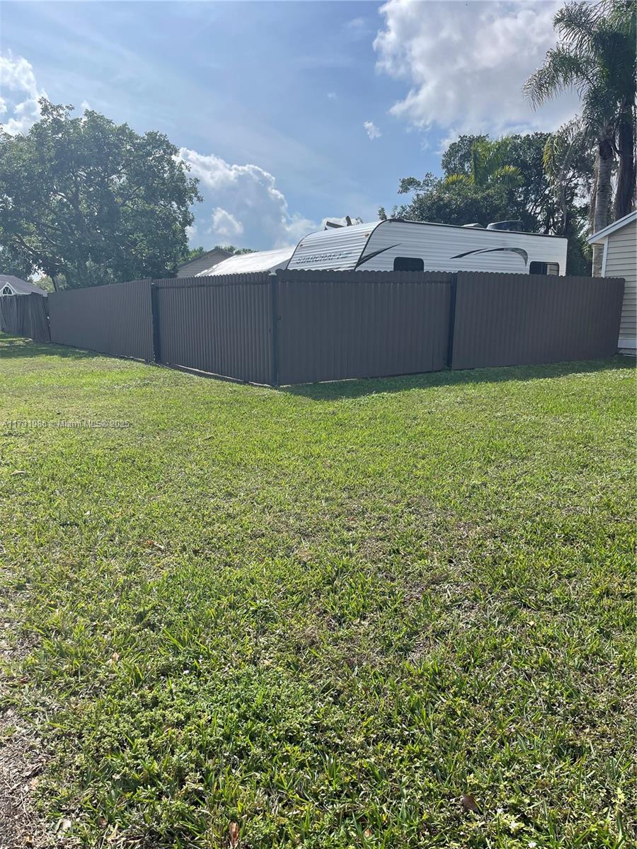 KINGS GRANT EAST - Residential Lease