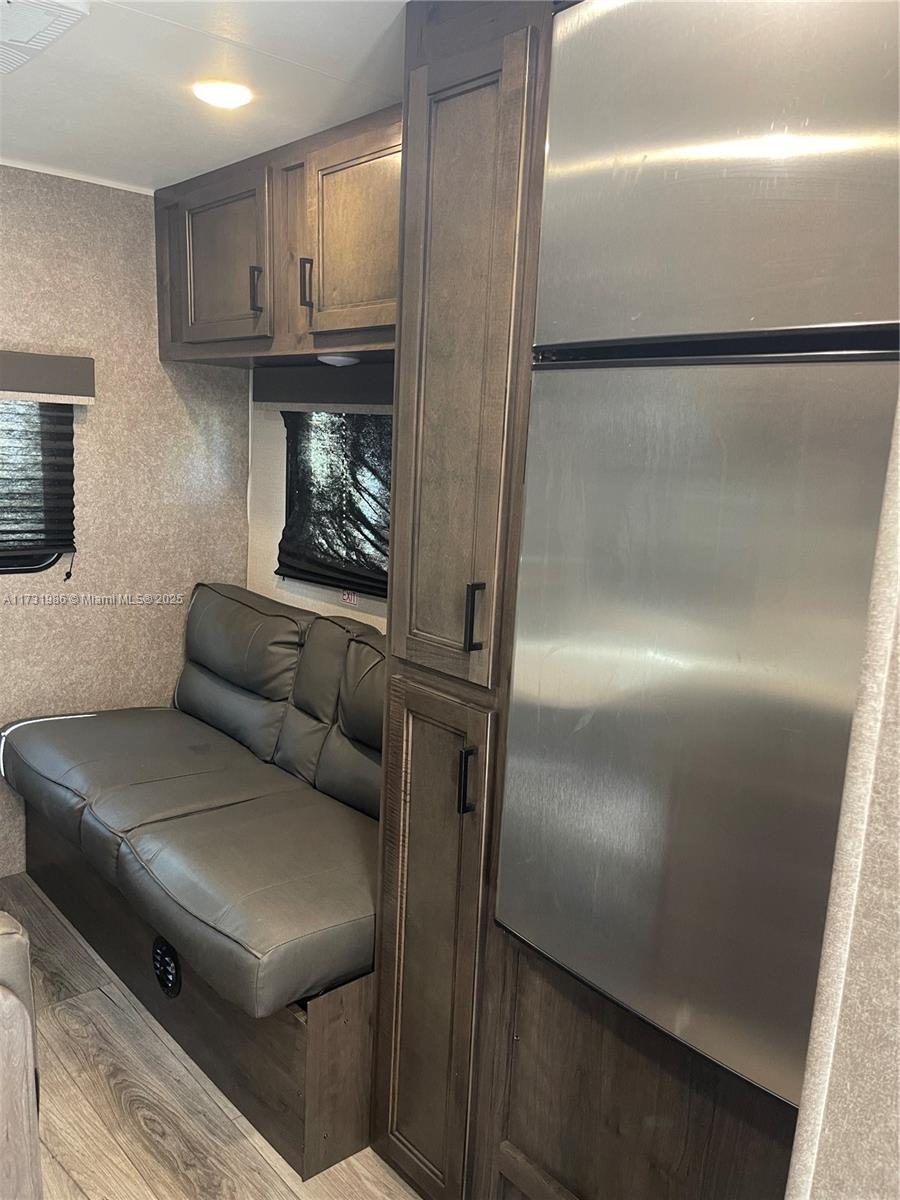 KINGS GRANT EAST - Residential Lease