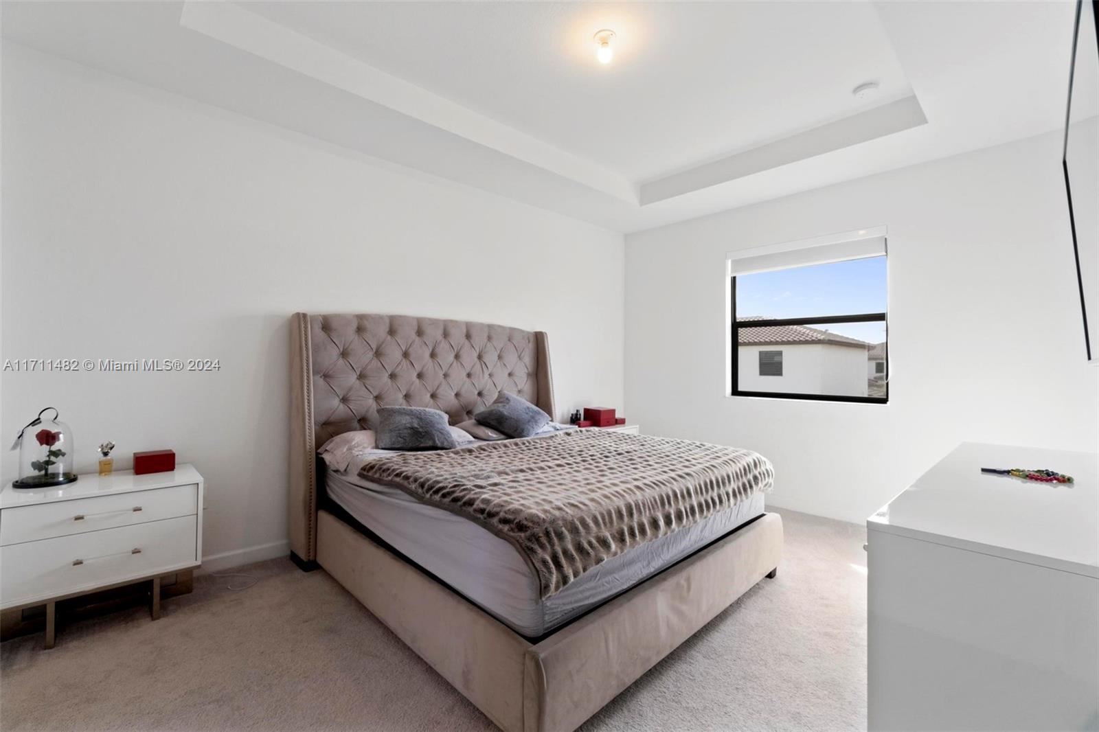 ESTATES AT SILVER PALM - Residential Lease