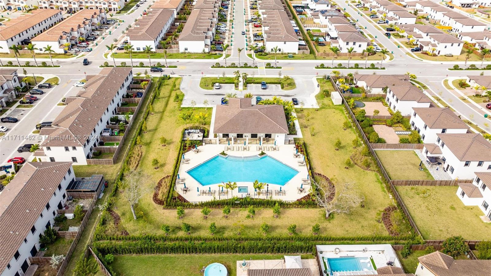 ESTATES AT SILVER PALM - Residential Lease