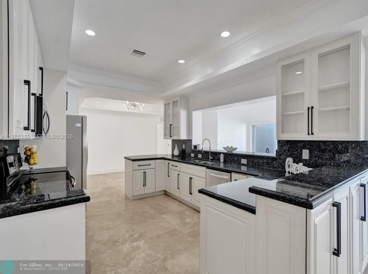 CORAL RIDGE COUNTRY CLUB - Residential