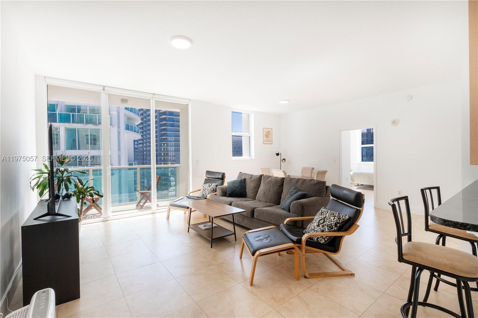 BRICKELL ON THE RIVER N T - Residential