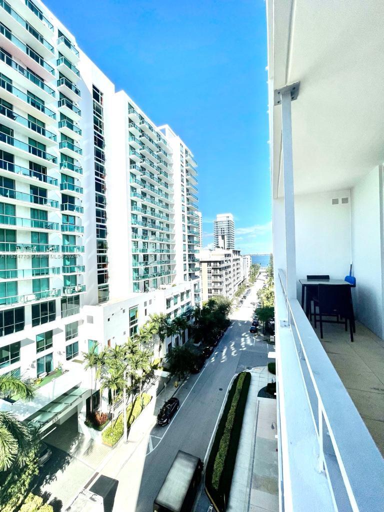 CITY 24 CONDO - Residential Lease