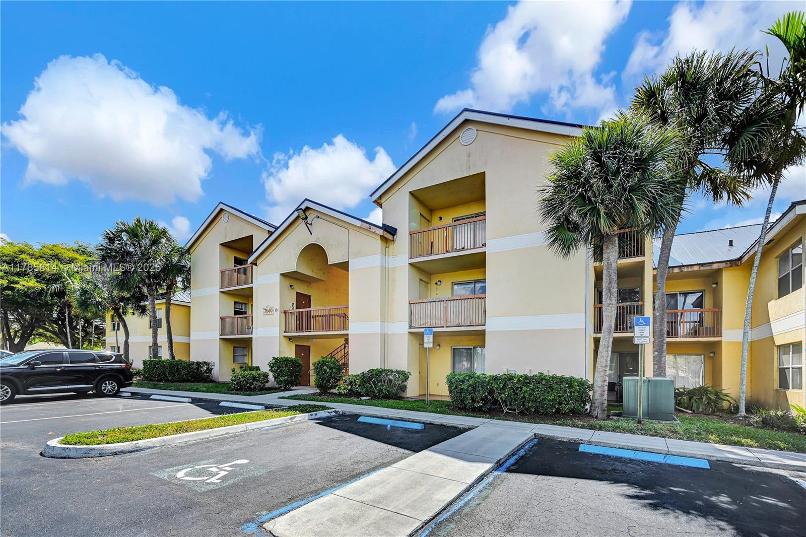 SOUTH PALM PLACE CONDO - Residential