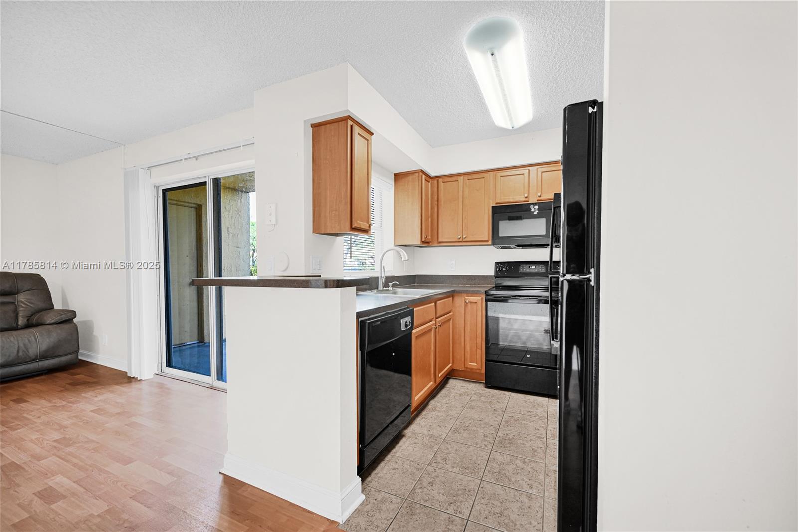SOUTH PALM PLACE CONDO - Residential