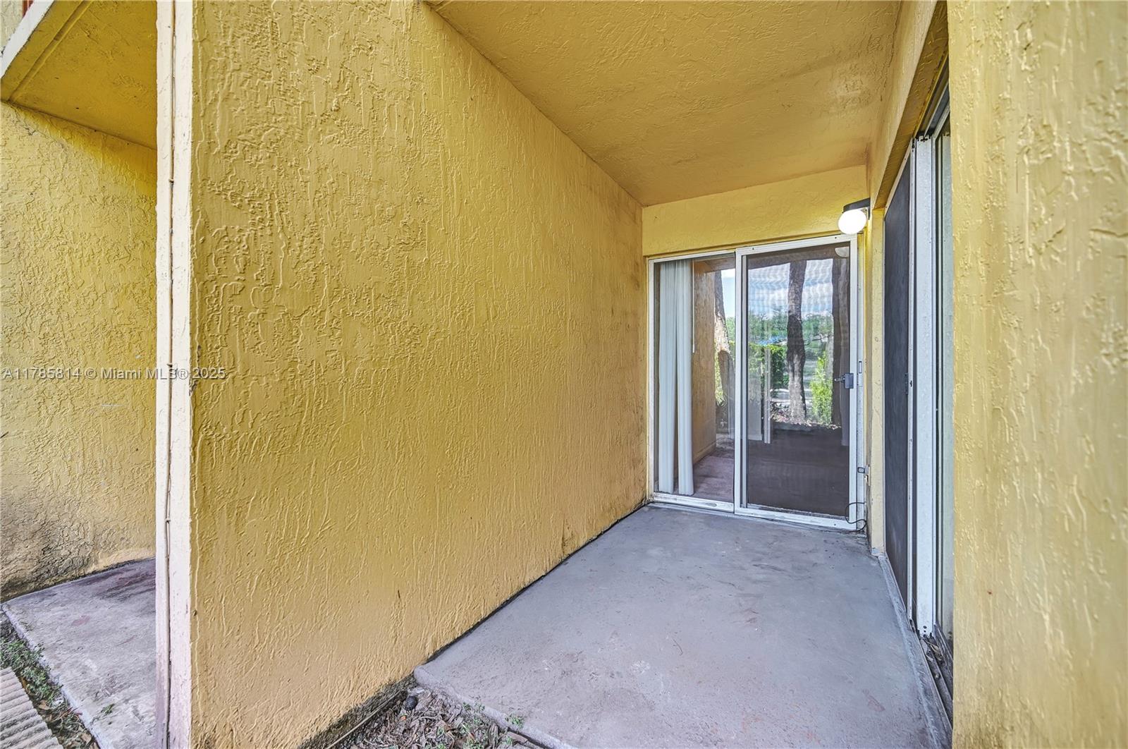 SOUTH PALM PLACE CONDO - Residential