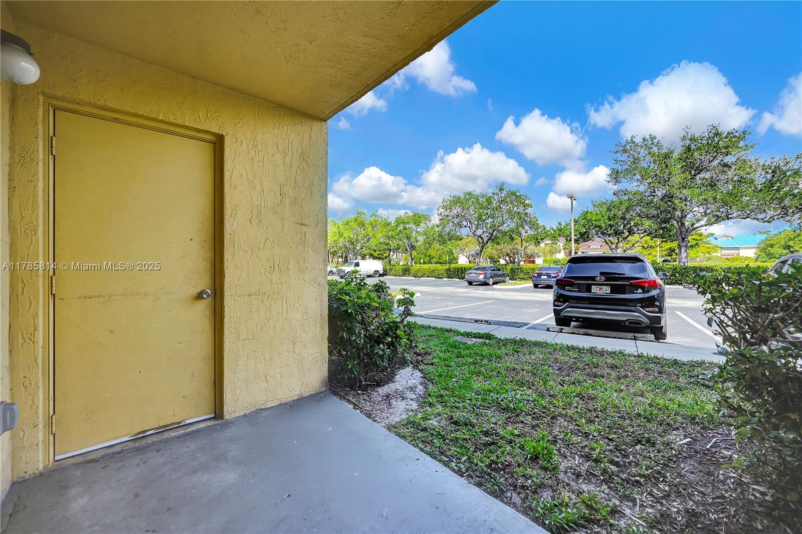 SOUTH PALM PLACE CONDO - Residential