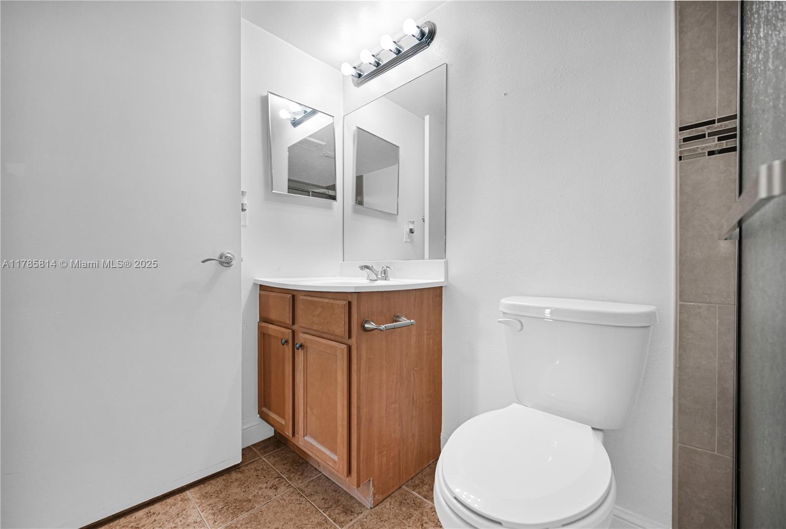 SOUTH PALM PLACE CONDO - Residential