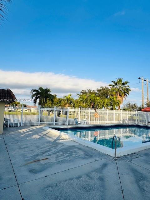 PALM PLACE CONDO - Residential