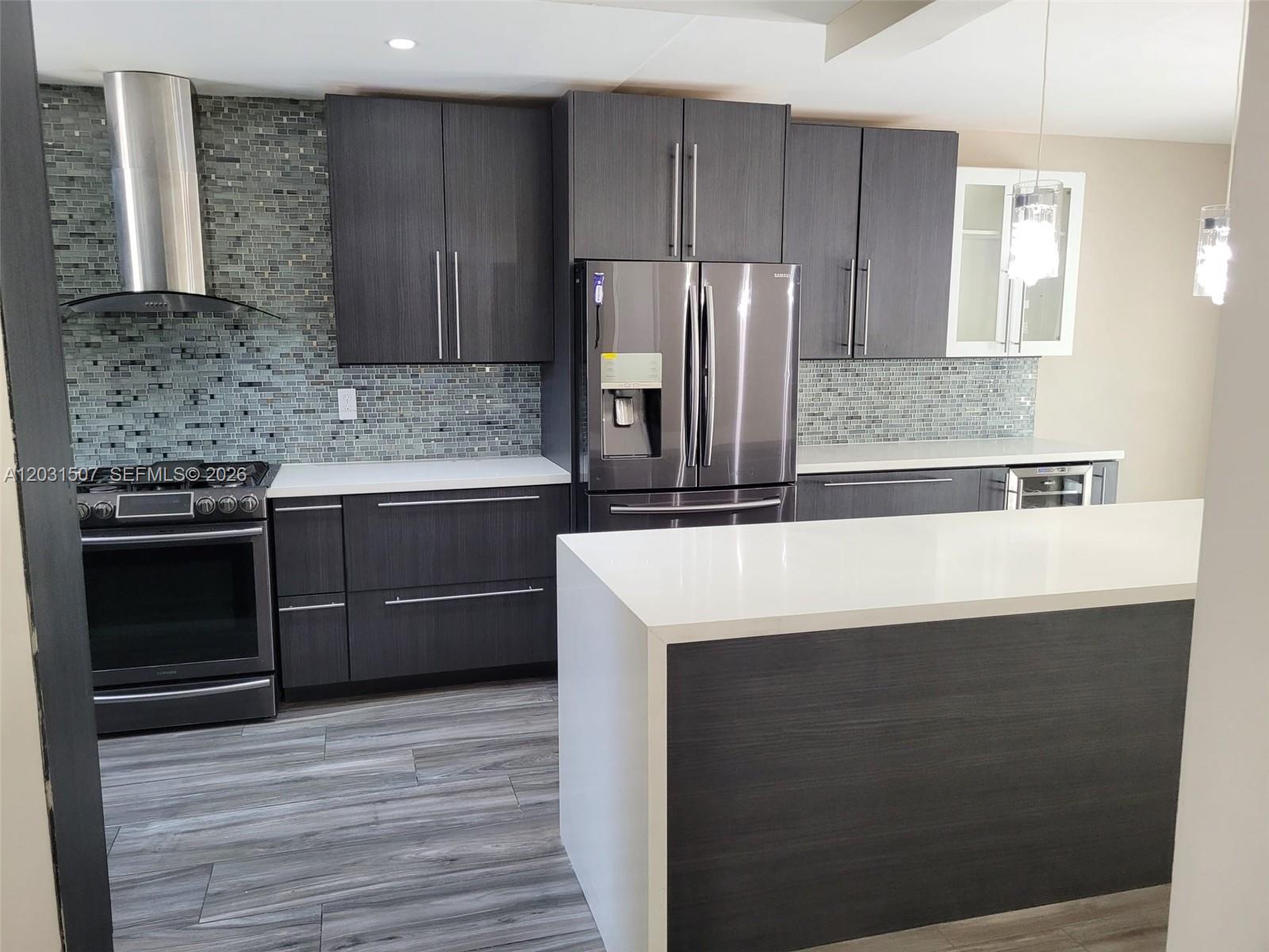 MIAMI LAKES LAKE HILDA TO - Residential Lease