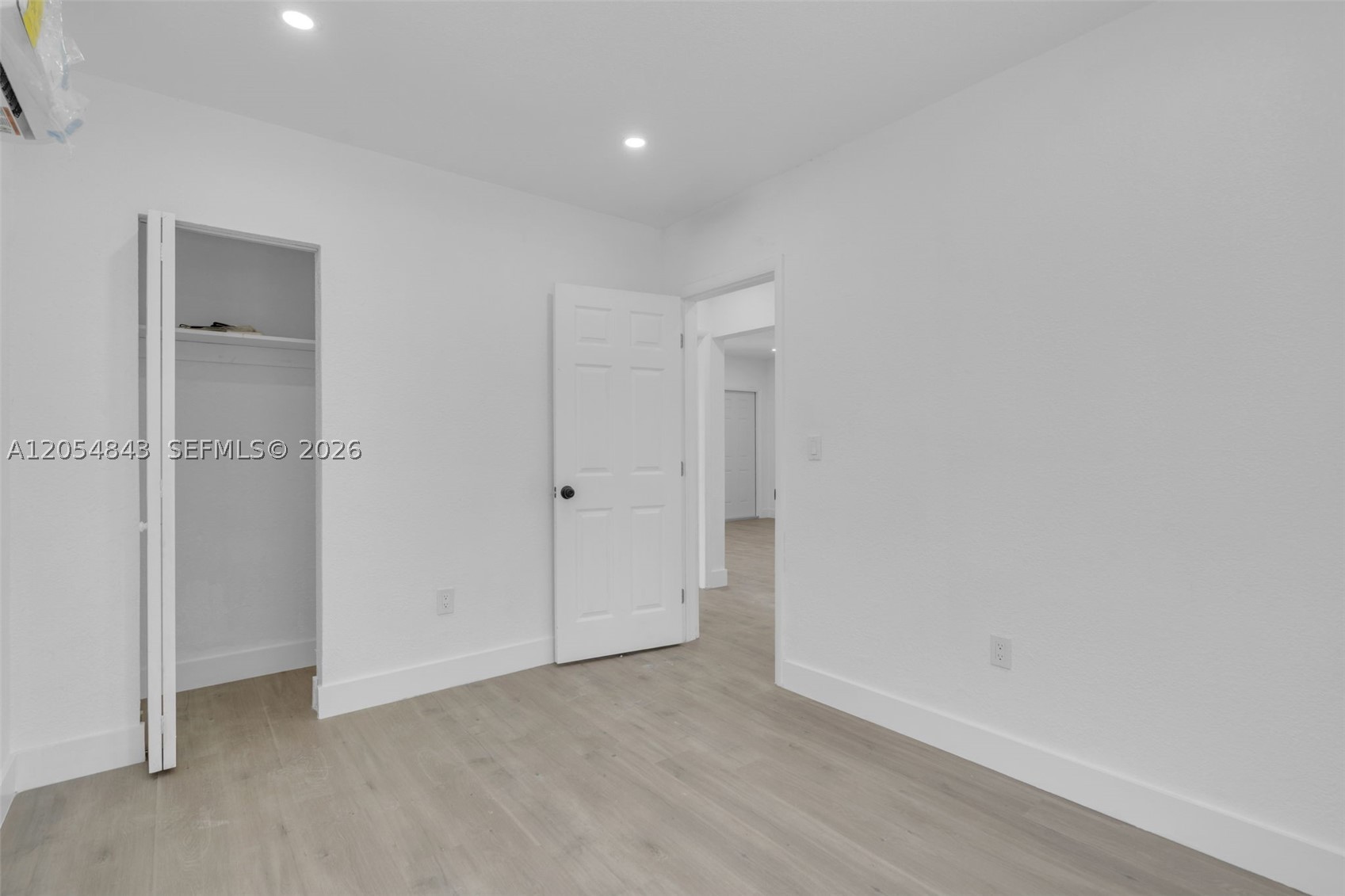 EVERGLADES AVE HEIGHTS AD - Residential