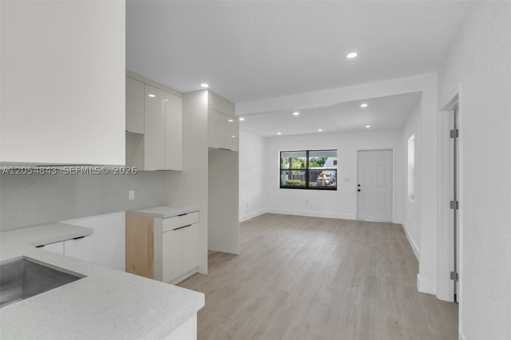 EVERGLADES AVE HEIGHTS AD - Residential