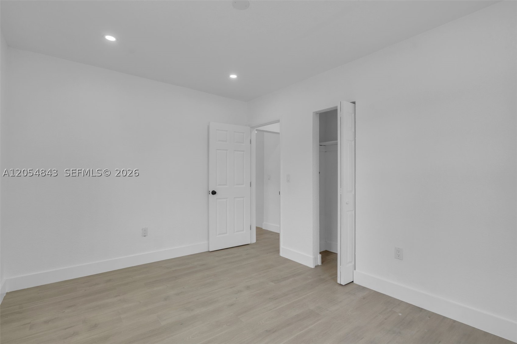 EVERGLADES AVE HEIGHTS AD - Residential