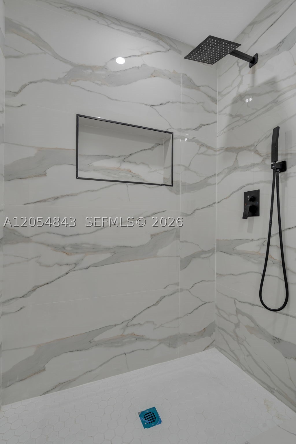EVERGLADES AVE HEIGHTS AD - Residential