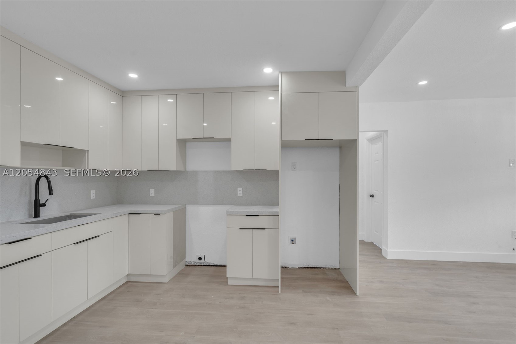 EVERGLADES AVE HEIGHTS AD - Residential