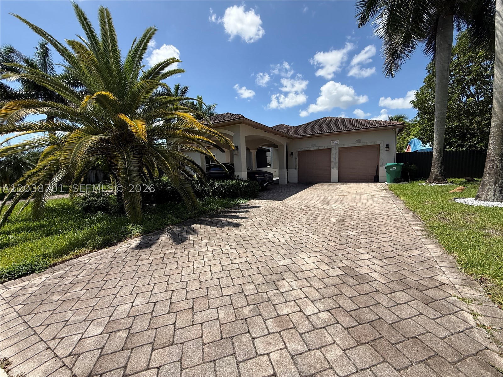 VIRGINIA ESTATES - Residential