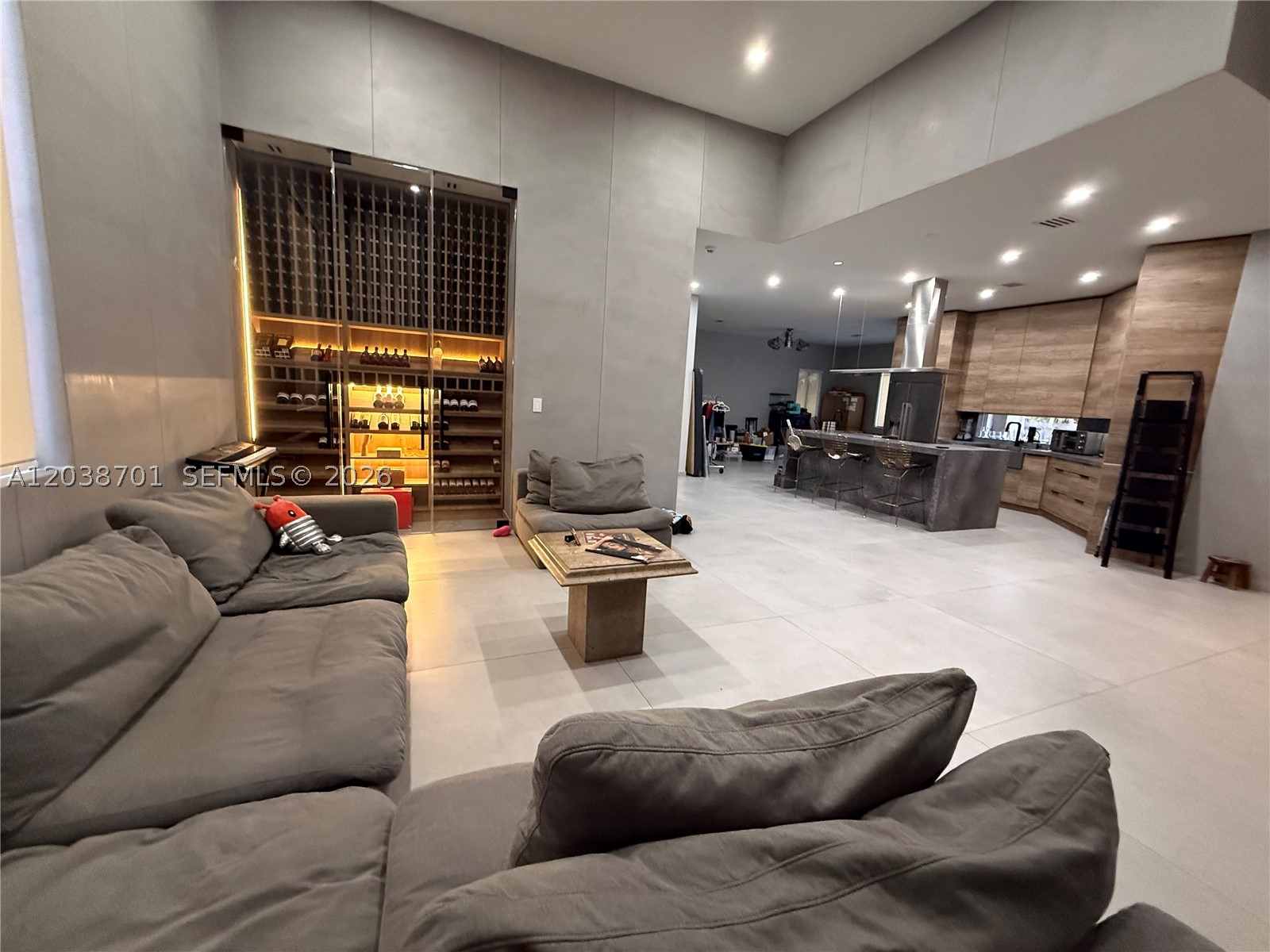 VIRGINIA ESTATES - Residential