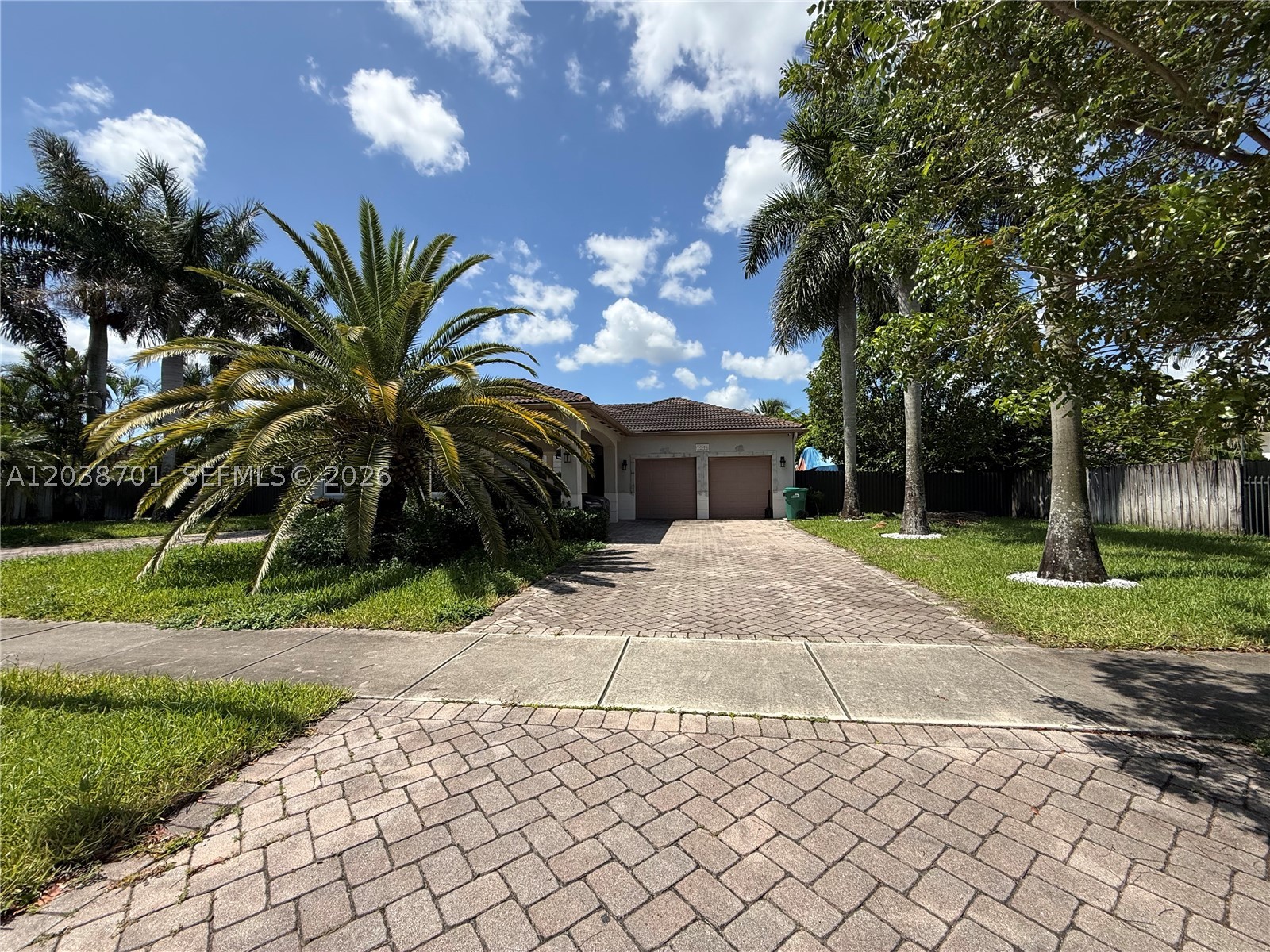 VIRGINIA ESTATES - Residential