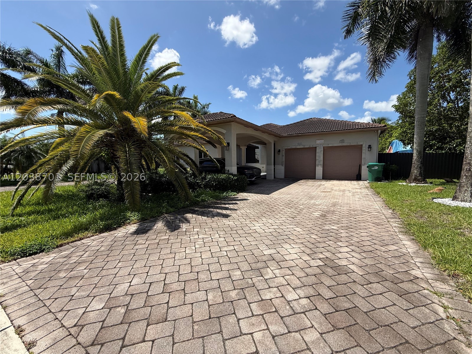 VIRGINIA ESTATES - Residential