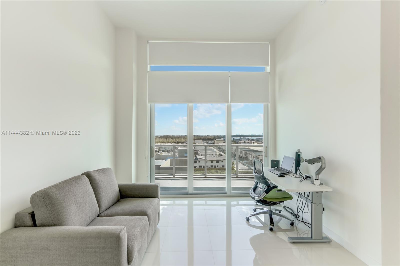 MIDTOWN AT DORAL - Residential