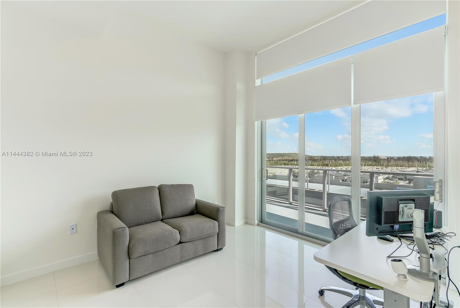 MIDTOWN AT DORAL - Residential
