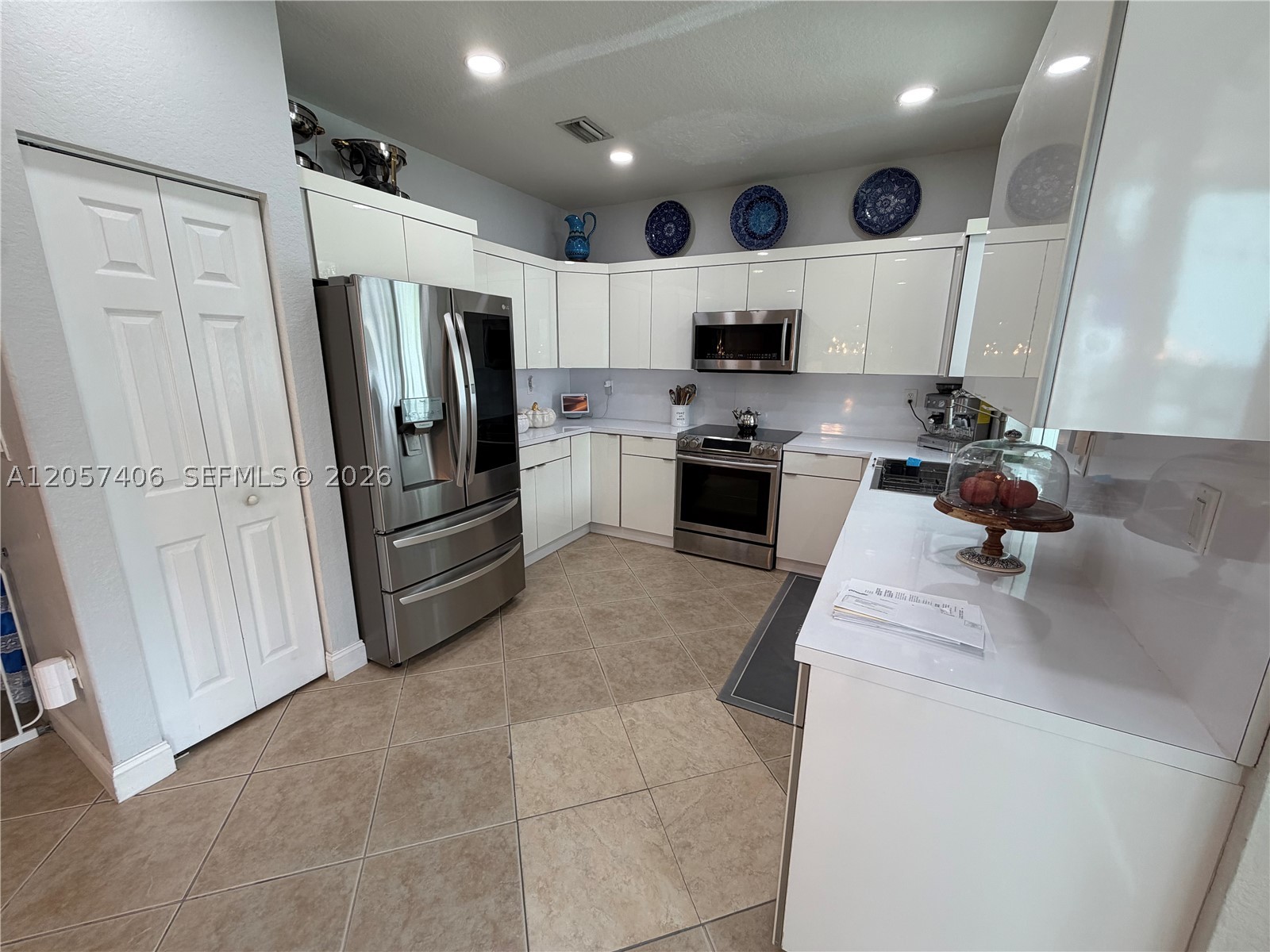 SHORES AT KEYS GATE - Residential