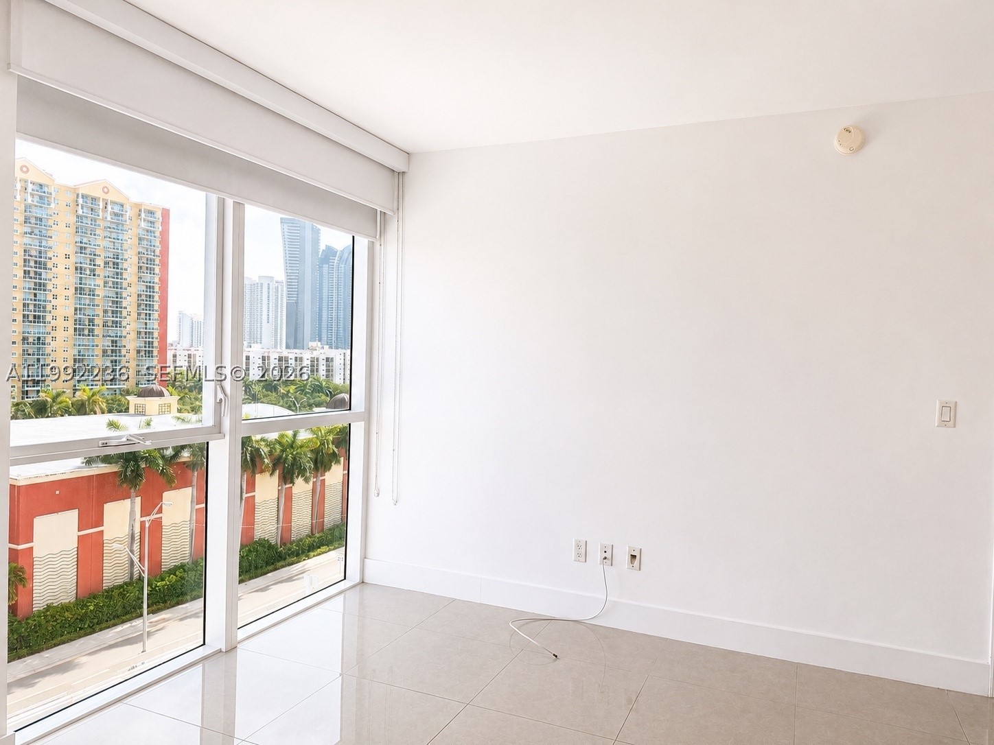 400 SUNNY ISLES CONDO EAS - Residential