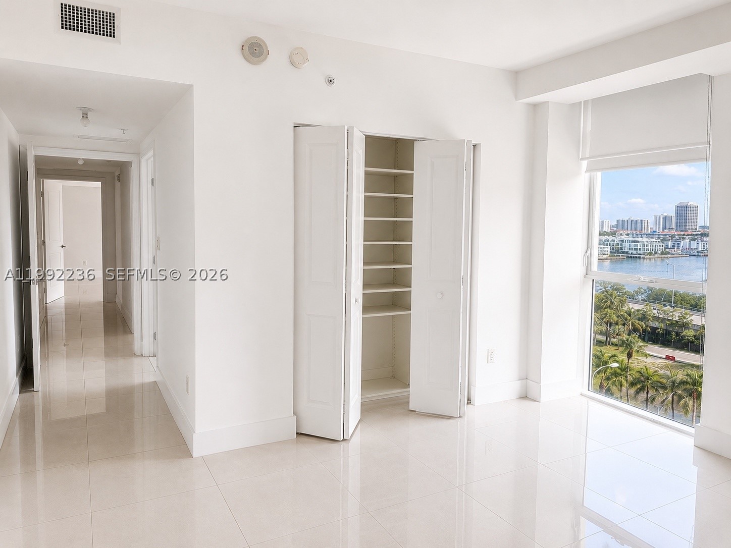 400 SUNNY ISLES CONDO EAS - Residential