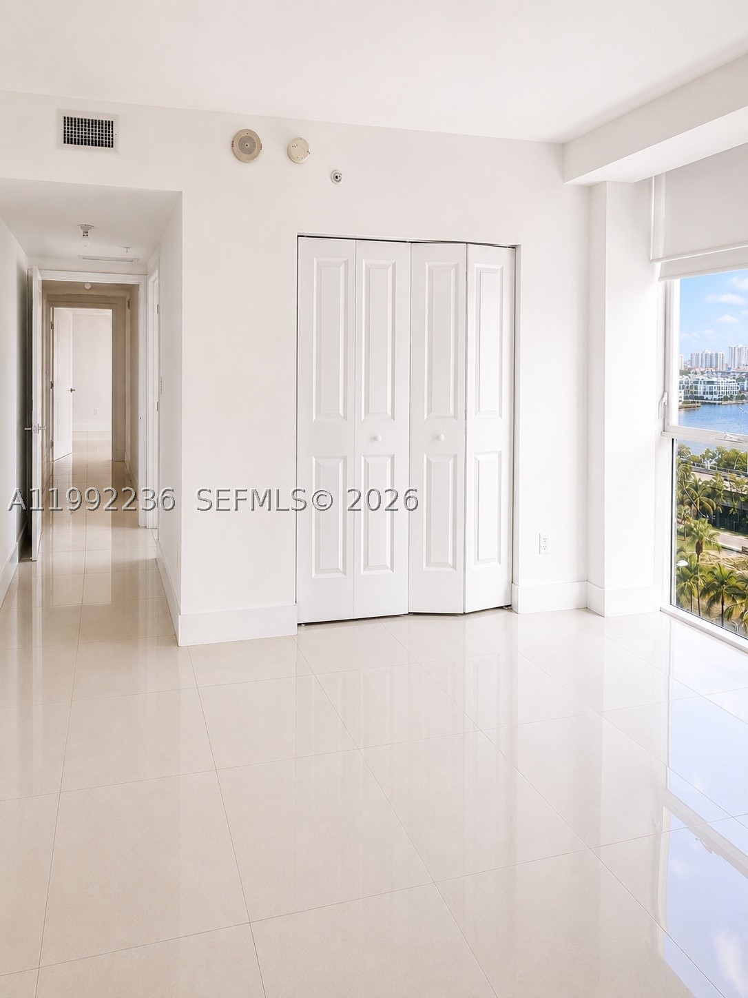 400 SUNNY ISLES CONDO EAS - Residential